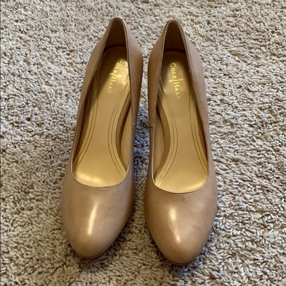 Nude Cole Haans! Size 9.5